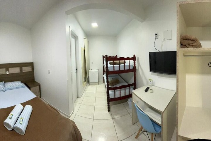 Room 14 of 96