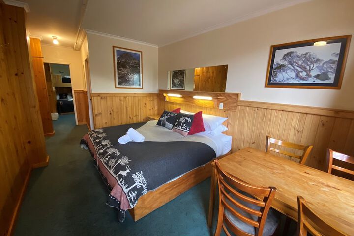 Room 7 of 41