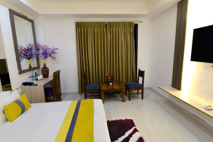 Room 16 of 48