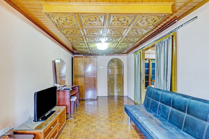 Room 21 of 35