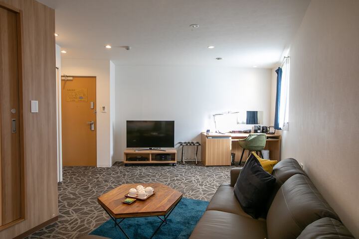 Room 7 of 61