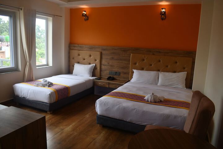 Room 10 of 95