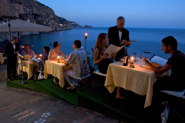 Dining 193 of 260