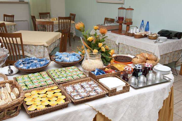 Breakfast buffet