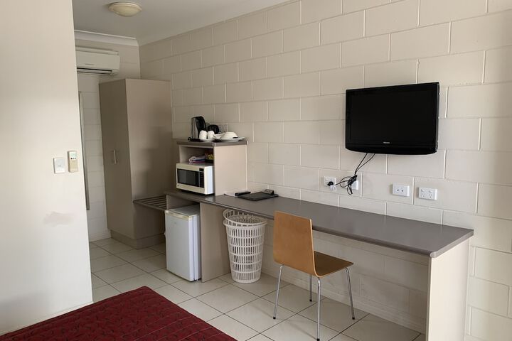 Room 3 of 13