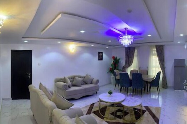 Room 20 of 62