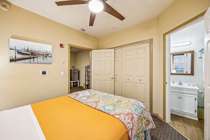 Room 53 of 118