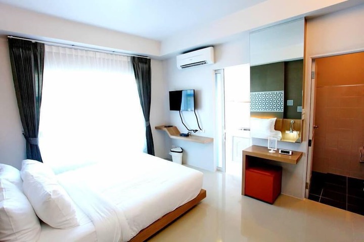 Room 14 of 26