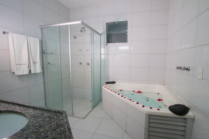 Room 11 of 21
