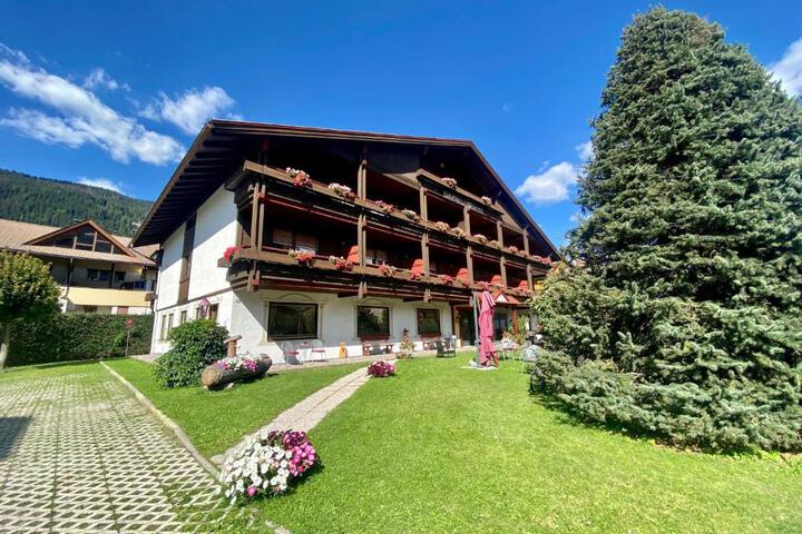 Hotel Garni LIVING