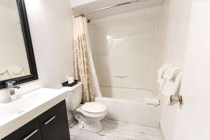Room 10 of 22