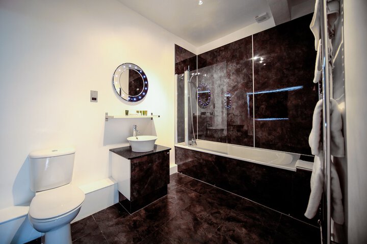 Clean Restrooms