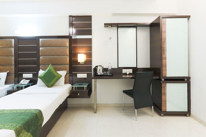 Room 29 of 66