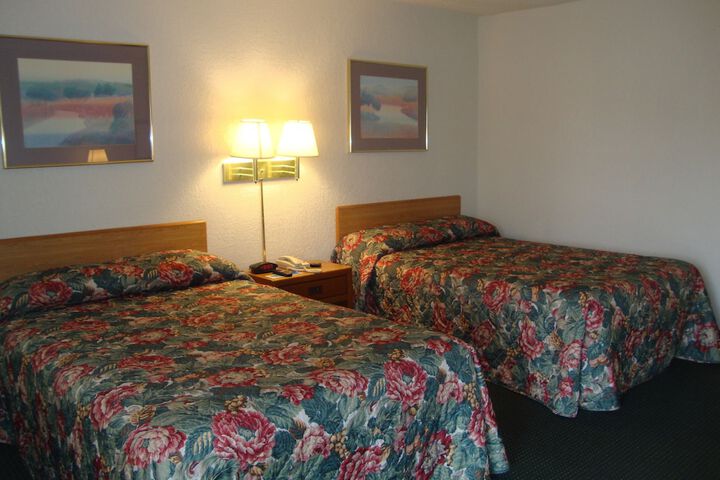 Room 8 of 26