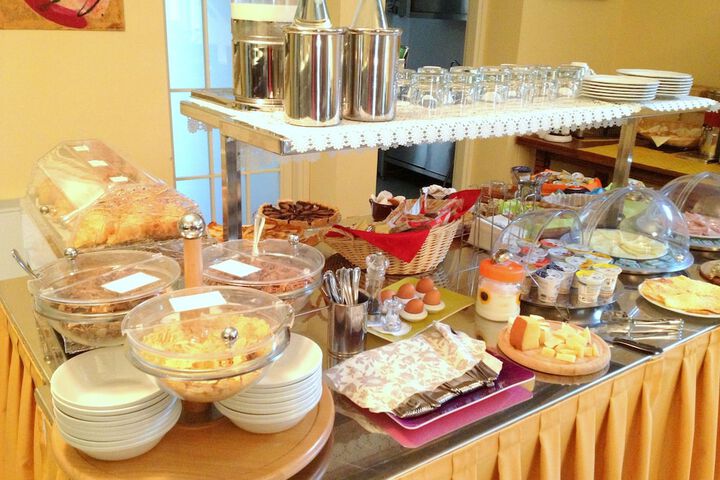 Dining Photos