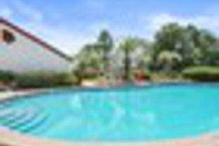 Pool 83 of 156