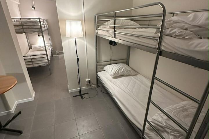 Room 49 of 82