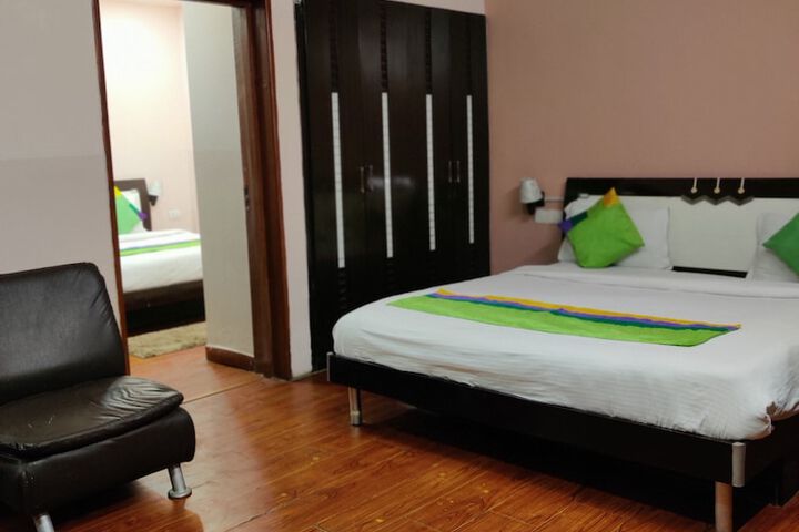 Room 21 of 36