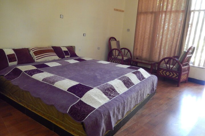 Room 28 of 31