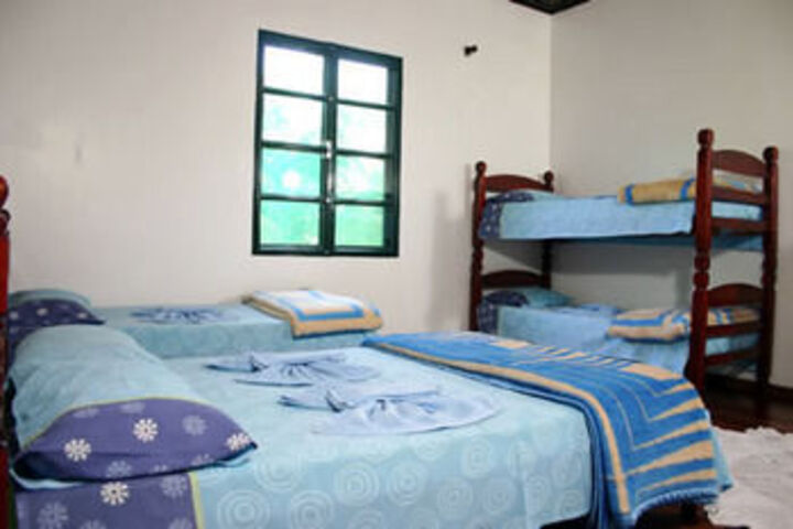 Room 16 of 36
