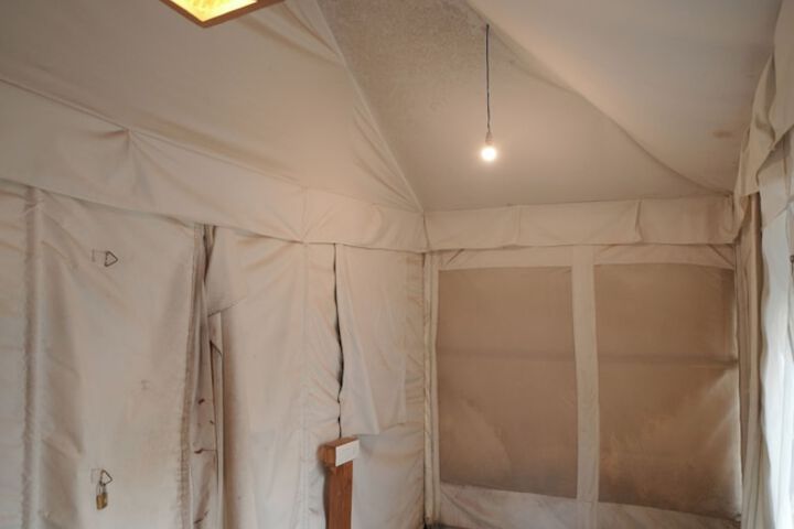 Room 25 of 69