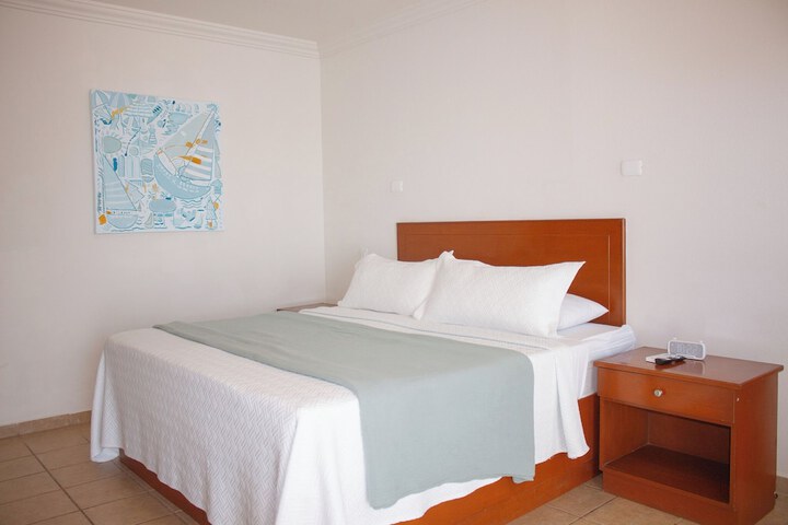 Room 26 of 39