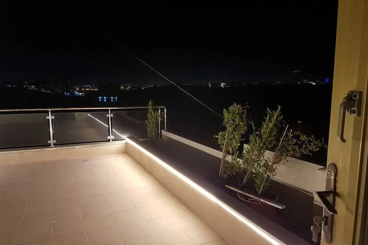 General 12 of 18