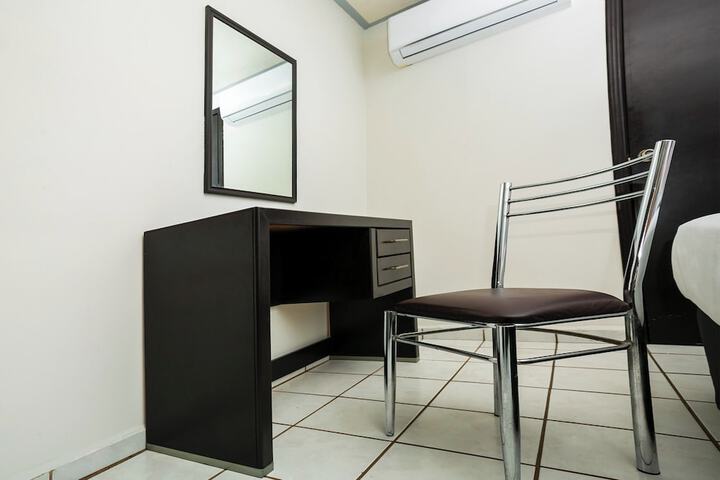 Room 14 of 39