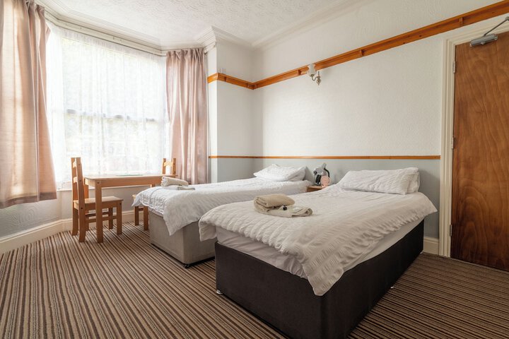 Room 15 of 20