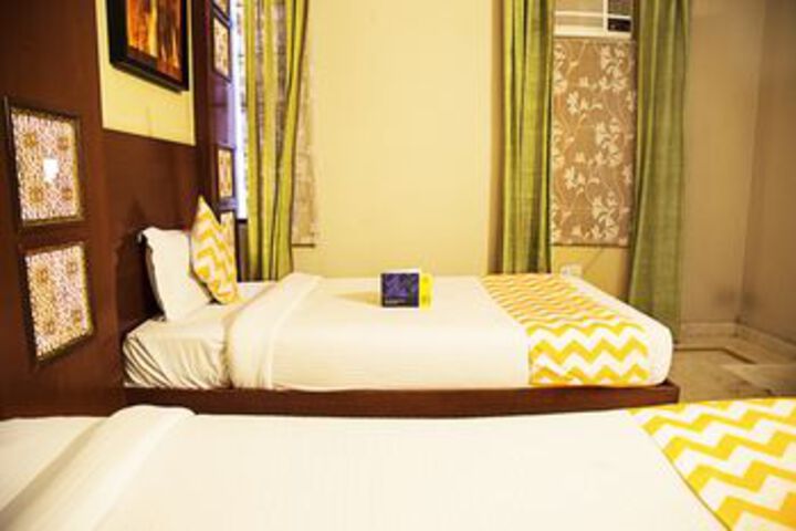 Room 11 of 26