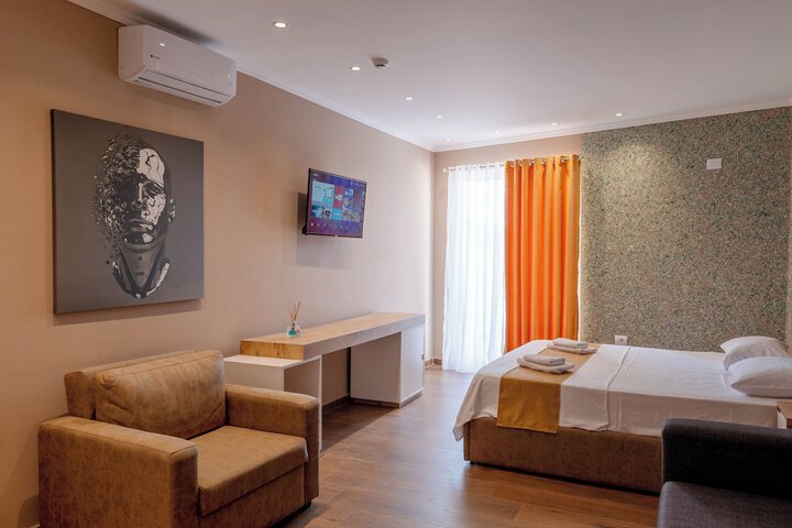 Room 48 of 129