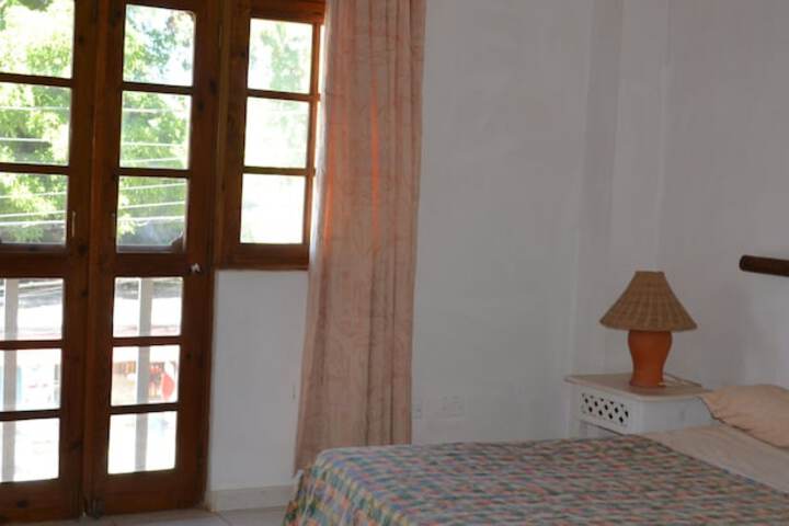Room 19 of 144