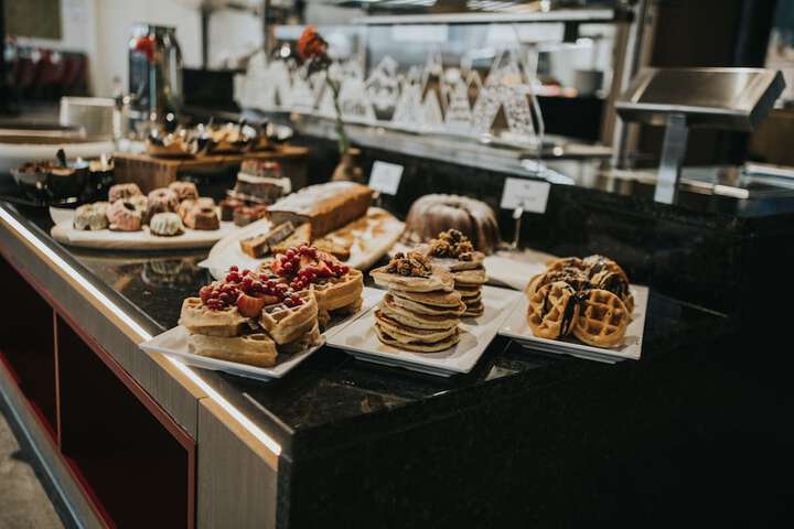 Breakfast/Coffee Service 95 of 115