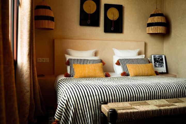 Room 3 of 80