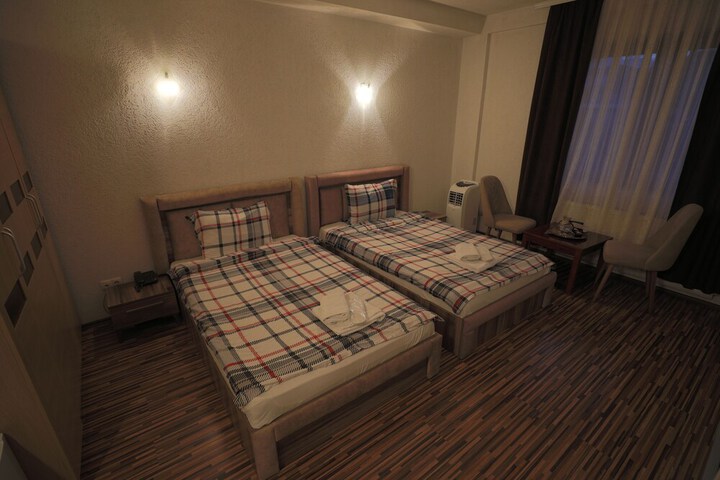 Room 38 of 84