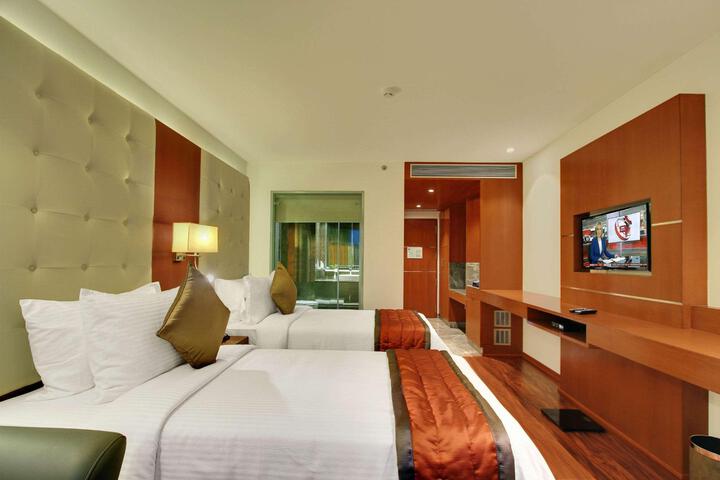 Room 115 of 152