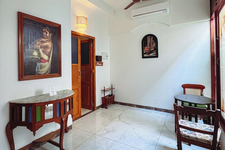 Room 40 of 89