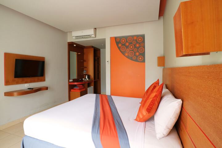 Room 12 of 45