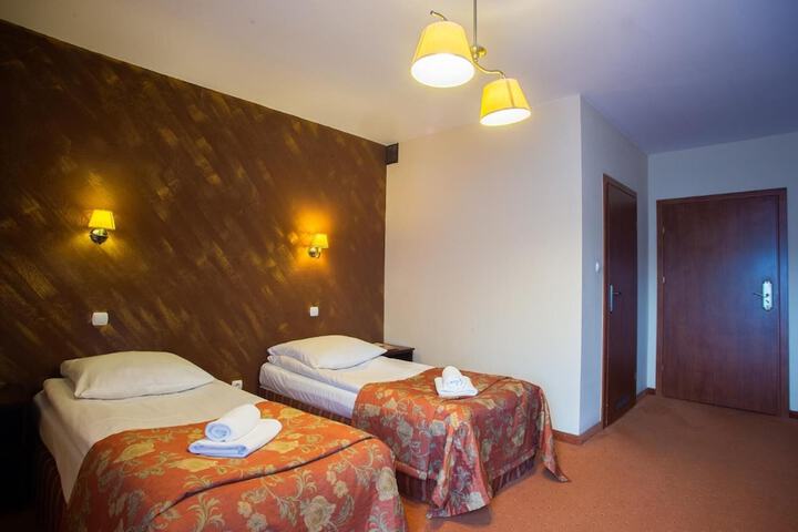 Room 10 of 56