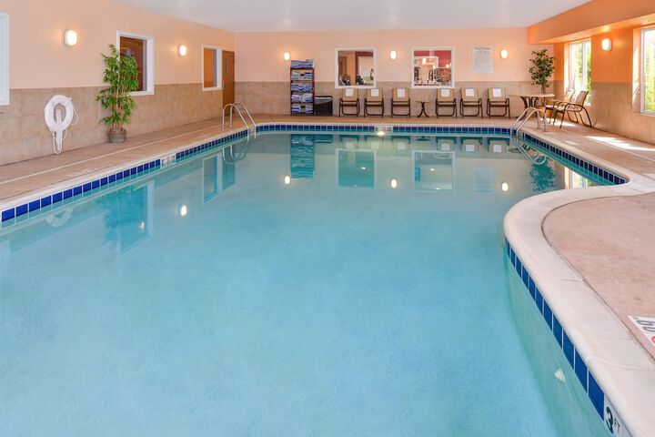 Pool 39 of 77