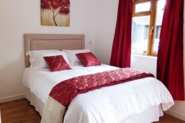 Room 10 of 25