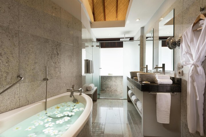 Clean Restrooms