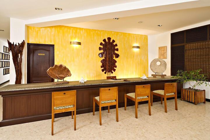 Lobby Photo