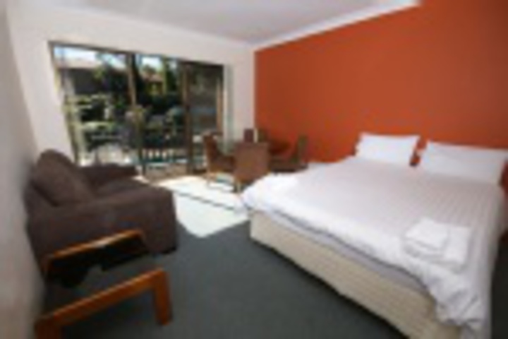 Room 100 of 156