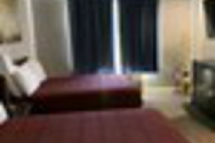 Room 89 of 297