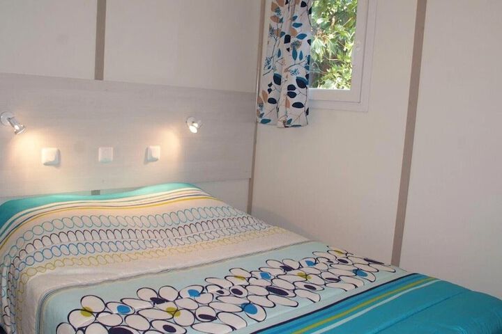 Room 12 of 182