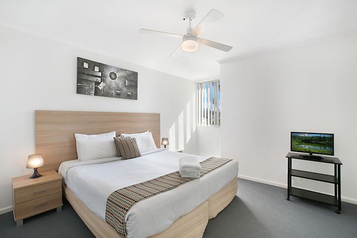 Room 18 of 113