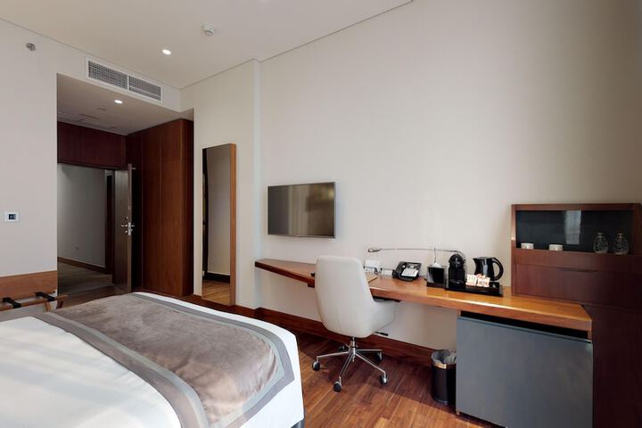 Room 19 of 58