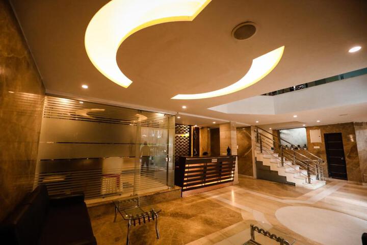Hotel Interior 6 of 18