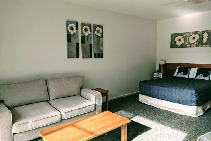 Room 11 of 54